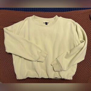 Universal Thread Light Green Crew Neck Sweater
